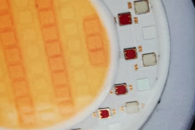 Odwzorowanie barw w produkcji wideo i fotografii. Analiza widma światła ciągłego LED